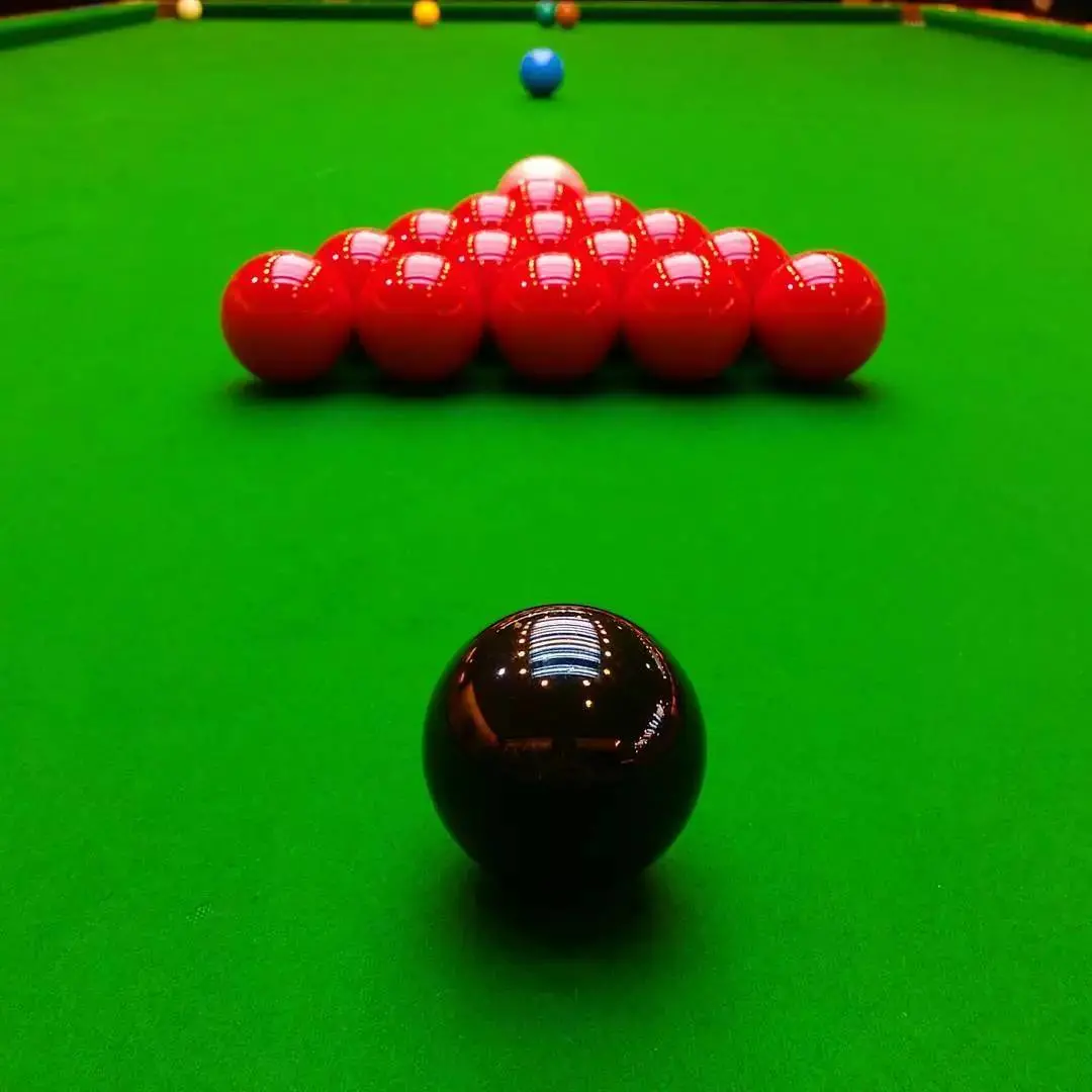 燃爆！2023斯诺克英锦赛：马克·艾伦VS丁俊晖，巅峰对决全程回顾，不容错过！